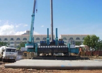 Ép cọc bê tông bằng Robot giá rẻ