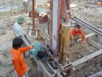 Ép cọc bê tông Quận 8